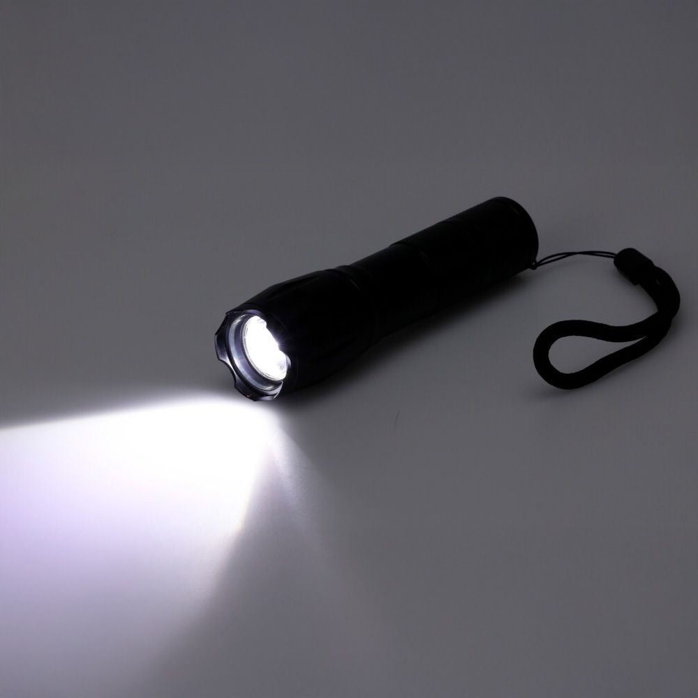 Lanterna LED de alumínio 12,5 cm, com zoom, 3 x AAA (não incluída), preta, 125 x 30 x 30 mm