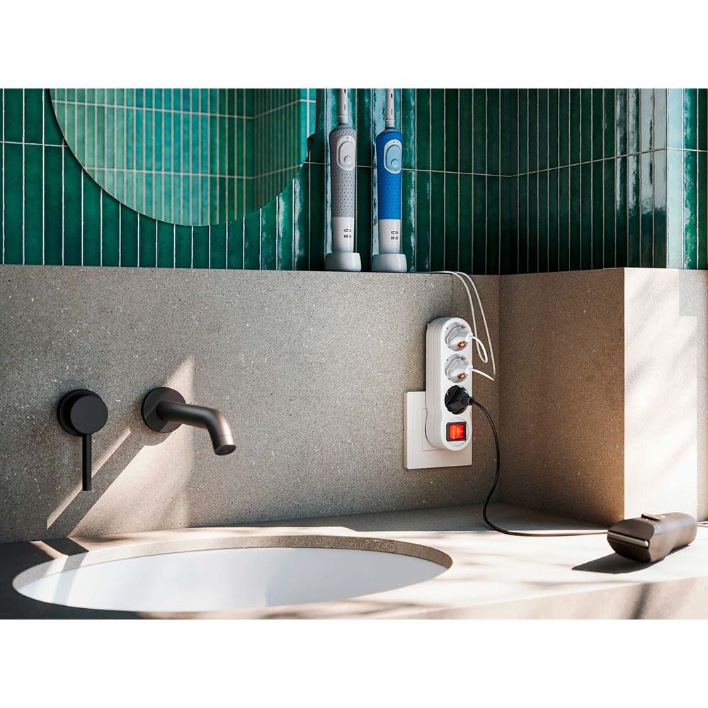 Adaptador de 3 tomadas schuko frontal com interruptor, 16 a 250 v~, branco - Image 2