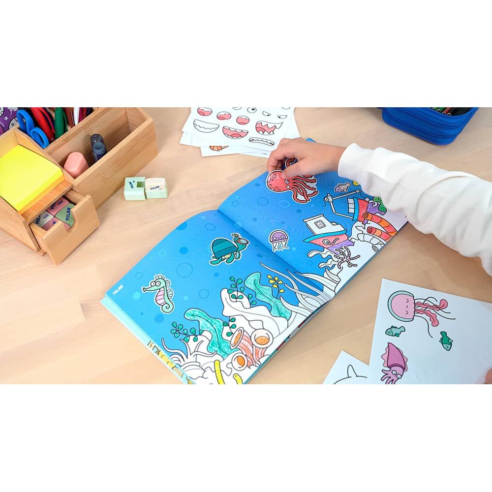 Caderno com adesivos para colorir azul odissey - Image 2