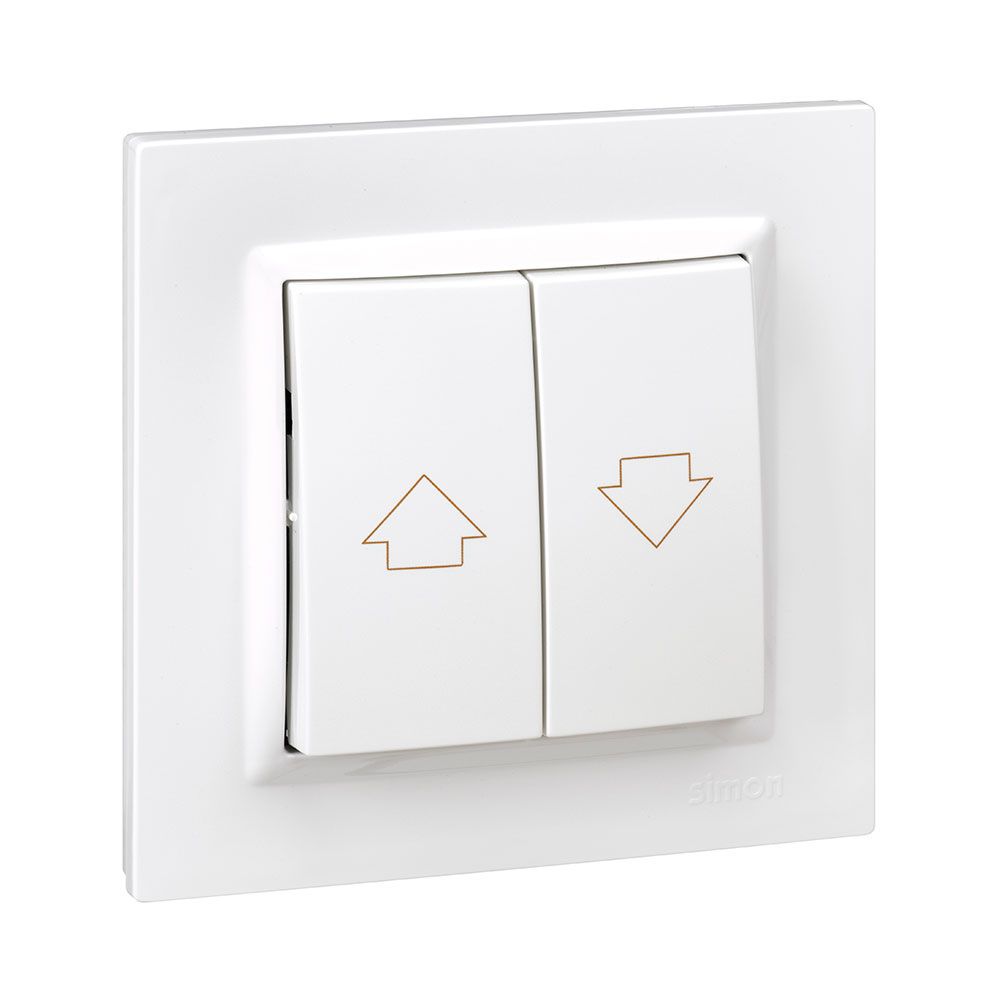 Botão de estores brancas com quadro