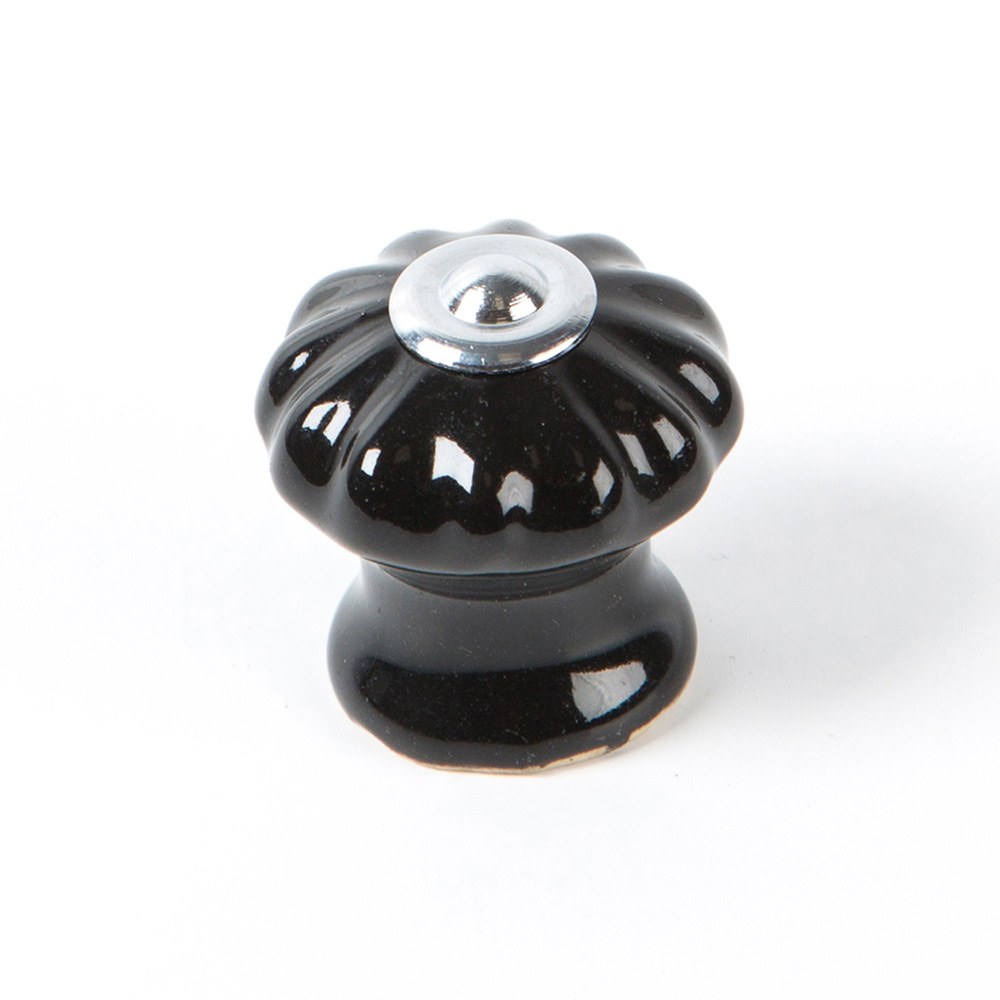Puxador para móveis modelo E524, em porcelana e aço com acabamento preto, Ø28 mm, blister 4 un