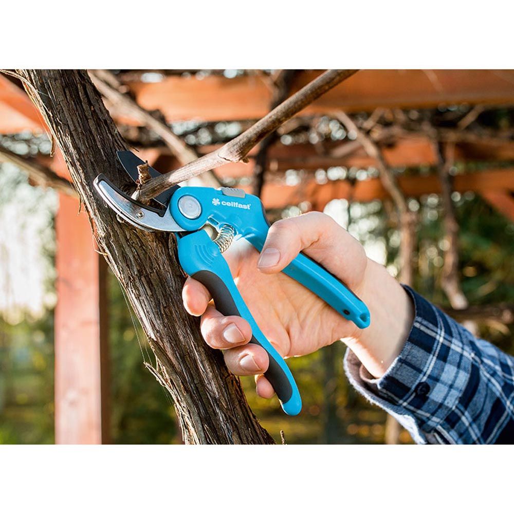Tesoura de poda ideal para galhos secos com capacidade máxima de corte de Ø16 mm - Image 3